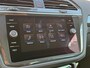 Volkswagen Tiguan 1.5 TSI ACT 150pk DSG Highline Business R | Trekhaak | ACC | Stoelverwarming | Camera |