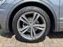 Volkswagen Tiguan 1.5 TSI ACT 150pk DSG Highline Business R | Trekhaak | ACC | Stoelverwarming | Camera |