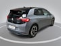 Volkswagen ID.3 First Plus 58 kWh 150kW/204PK · Navigatie · Camera + Parkeersensoren · Stoel- & stuurverwarming