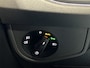 Volkswagen Taigo 1.0 TSI R-Line Business | Navigatie/Android/Apple Carplay | LMV 17" | Voorstoelen Verwarmd | Elektrisch Glazen Panoramadak | Cruise Control Adaptief | Airco |