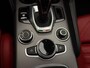 Alfa Romeo Giulia 2.0T Sprint | Apple Carplay/Android Auto | Lederen Bekleding | Camera | Lichtmetalen Velgen |