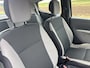 Renault Clio 1.2 Special Line Navigatie, Parrot Carkit