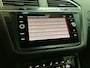 Volkswagen Tiguan 1.4TSIeHybrid 180kW/245PK DSG R-Line · Panoramadak · Trekhaak · 360°Camera + Parkeersensoren · 20'' · Apple/Android Car Play ·