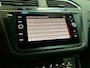 Volkswagen Tiguan 1.4TSIeHybrid 180kW/245PK DSG R-Line · Panoramadak · Trekhaak · 360°Camera + Parkeersensoren · 20'' · Apple/Android Car Play ·