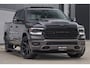 Dodge Ram SPORT LARAMIE 5.7 V8 HEMI | LUCHTVERING | 2023 | PANODAK | GROOTSCHERM | DC | TOP KLEUR GRANITE | CREW CAB | DUBBELE CABINE | 5 PERSOONS |