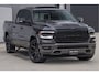 Dodge Ram SPORT LARAMIE 5.7 V8 HEMI | LUCHTVERING | 2023 | PANODAK | GROOTSCHERM | DC | TOP KLEUR GRANITE | CREW CAB | DUBBELE CABINE | 5 PERSOONS |