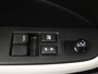 Suzuki Swift 1.2 Select Smart Hybrid | Stoelverwarming | Apple Carplay/Android Auto | LM Velgen | Onderweg-naar-dealer
