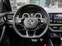 Skoda Kamiq TSI 110 DSG Monte Carlo AUTOMAAT / PANO / STOELV. / KEYLESS / LED / CAMERA / APPLE CARPLAY / ANDROID AUTO / CLIMATE / DAKRAILS / PDC / 17'' LMV