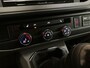 Volkswagen Transporter 2.0TDi 110pk L2H1 30 · Achteruitrijcamera · Trekhaak · Stoelverwarming · Standkachel · Apple Carplay / Android Auto · Dakdragers ·
