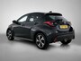 Toyota Yaris 1.5 Hybrid 115 Dynamic Comfort Pack | BTW voertuig | Dodehoek detectie | Stoel+Stuurverwarming | Parkeersensoren voor+achter | Draadloze telefoonlader | Climate Control | Cruise Contol | Navigatie | Apple CarPlay/Android Auto |