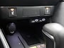 Toyota Yaris 1.5 Hybrid 115 Dynamic Comfort Pack | BTW voertuig | Dodehoek detectie | Stoel+Stuurverwarming | Parkeersensoren voor+achter | Draadloze telefoonlader | Climate Control | Cruise Contol | Navigatie | Apple CarPlay/Android Auto |