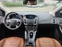 Ford Focus 1.6 EcoBoost Titanium | Slechts 58.981 km! | Met o.a. bruin lederen bekleding, navigatie, bluetooth, climate en cruise!