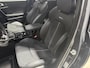 Kia Ceed 1.5 T-GDi GT-PlusLine AUTOMAAT, Schuif kantel dak, 18 inch, Stoel en Stuur verwarming, Apple Carplay/Android Auto.