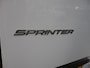 Mercedes-Benz Sprinter 317 CDI | Aut. | L2 H1 | Dubbele Cabine | Distronic Plus | Navigatie | Airco | 5-zits | Schuifdeur L+R | LM Velgen | Trekhaak | Stoelverwarming | Certified
