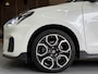 Suzuki Swift 1.4 Sport Smart Hybrid Navi | 17" | Carplay | Camera | Stoelverwarming | ACC | Dodehoek | 100% Elk jaar Suzuki Dealer onderhouden!