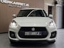 Suzuki Swift 1.4 Sport Smart Hybrid Navi | 17" | Carplay | Camera | Stoelverwarming | ACC | Dodehoek | 100% Elk jaar Suzuki Dealer onderhouden!