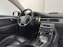Volvo V70 2.0 Momentum *LEATHER | NAVI-FULLMAP | ECC | PDC | CRUISE | COMFORTSEATS | TOWBAR | 16''ALU*