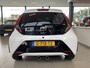 Toyota Aygo 1.0 VVT-i x-play limited,Sport,Apple Carplay/Android Auto,Achteruitrijcamera,Spraakbediening,Airco,Snelheidsbegrenzer,Achteruitrijsensoren.Ipod Usb Aansluiting