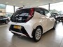 Toyota Aygo 1.0 VVT-i x-play limited,Sport,Apple Carplay/Android Auto,Achteruitrijcamera,Spraakbediening,Airco,Snelheidsbegrenzer,Achteruitrijsensoren.Ipod Usb Aansluiting