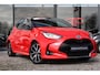 Toyota Yaris 1.5 Hybrid Launch Edition, Head Up Display, Stoelverwarming, stuurverwarming, Apple Carplay / Android Auto,