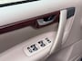 Volvo XC70 2.5 T Momentum CLIMA CRUISE SCHUIFDAK TREKHAAK PDC