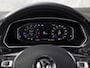 Volkswagen Tiguan 1.5 TSI ACT Highline 150Pk Automaat (VIRTUAL COCKPIT, APPLE CARPLAY, GROOT NAVI, CAMERA, STOELVERWARMING, SPORTSTOELEN, GETINT GLAS, ADAPTIVE CRUISE, NIEUWSTAAT)