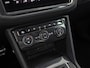 Volkswagen Tiguan 1.5 TSI ACT Highline 150Pk Automaat (VIRTUAL COCKPIT, APPLE CARPLAY, GROOT NAVI, CAMERA, STOELVERWARMING, SPORTSTOELEN, GETINT GLAS, ADAPTIVE CRUISE, NIEUWSTAAT)
