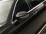 Volkswagen Tiguan 1.5 TSI ACT Highline 150Pk Automaat (VIRTUAL COCKPIT, APPLE CARPLAY, GROOT NAVI, CAMERA, STOELVERWARMING, SPORTSTOELEN, GETINT GLAS, ADAPTIVE CRUISE, NIEUWSTAAT)