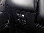 Land Rover Discovery Sport P300e 1.5 R-Dynamic 309Pk Automaat (APPLE CARPLAY, GROOT NAVI, MERIDIAN AUDIO, CAMERA, ELEK SPORTSTOELEN, KEYLESS, ZWART HEMEL, GETINT GLAS, NIEUWE APK, NIEUWSTAAT)