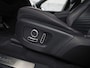 Land Rover Discovery Sport P300e 1.5 R-Dynamic 309Pk Automaat (APPLE CARPLAY, GROOT NAVI, MERIDIAN AUDIO, CAMERA, ELEK SPORTSTOELEN, KEYLESS, ZWART HEMEL, GETINT GLAS, NIEUWE APK, NIEUWSTAAT)