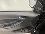 Ford Ka Ka+ 1.2 Trend Ultimate Black / Stoelverwarming / Climate Control / Cruise Control / All seasonbanden / Lichtmetalen Velgen / Apple CarPlay/Android Auto / Parkeersensoren /