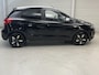 Ford Ka Ka+ 1.2 Trend Ultimate Black / Stoelverwarming / Climate Control / Cruise Control / All seasonbanden / Lichtmetalen Velgen / Apple CarPlay/Android Auto / Parkeersensoren /