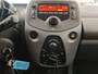 Peugeot 108 Peugeot 108 1.0 e-VTi 72pk Active | Airconditioning | Bluetooth Carkit en muziek streamen | Extra getint glas achter