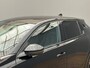 Lancia Ypsilon LX 54 kWh Alcantara Bekleding | Camera Voor + Achter | Adaptieve Cruise | 17" Lichtmetaal | Stoelverwarming | Achteruitrijcamera | Airco (automatisch) | Alcantara bekleding