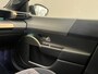 Lancia Ypsilon LX 54 kWh Alcantara Bekleding | Camera Voor + Achter | Adaptieve Cruise | 17" Lichtmetaal | Stoelverwarming | Achteruitrijcamera | Airco (automatisch) | Alcantara bekleding