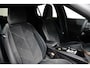 Lancia Ypsilon LX 54 kWh Elek. Stoelen | Alcantara Bekleding | Camera Voor + Achter | Adaptieve Cruise | 17" Lichtmetaal | Stoelverwarming | Achteruitrijcamera | Airco (automatisch) | Alcantara bekleding