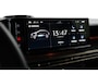Lancia Ypsilon LX 54 kWh Elek. Stoelen | Alcantara Bekleding | Camera Voor + Achter | Adaptieve Cruise | 17" Lichtmetaal | Stoelverwarming | Achteruitrijcamera | Airco (automatisch) | Alcantara bekleding