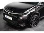 Lancia Ypsilon LX 54 kWh Elek. Stoelen | Alcantara Bekleding | Camera Voor + Achter | Adaptieve Cruise | 17" Lichtmetaal | Stoelverwarming | Achteruitrijcamera | Airco (automatisch) | Alcantara bekleding