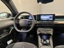 Lancia Ypsilon LX 54 kWh Alcantara Bekleding | Camera Voor + Achter | Adaptieve Cruise | 17" Lichtmetaal | Stoelverwarming | Achteruitrijcamera | Airco (automatisch) | Alcantara bekleding