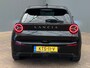 Lancia Ypsilon LX 54 kWh Alcantara Bekleding | Camera Voor + Achter | Adaptieve Cruise | 17" Lichtmetaal | Stoelverwarming | Achteruitrijcamera | Airco (automatisch) | Alcantara bekleding
