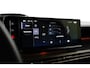 Lancia Ypsilon LX 54 kWh Elek. Stoelen | Alcantara Bekleding | Camera Voor + Achter | Adaptieve Cruise | 17" Lichtmetaal | Stoelverwarming | Achteruitrijcamera | Airco (automatisch) | Alcantara bekleding