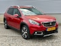Peugeot 2008 1.2 PureTech Allure [ fm navi,ecc,cruise,leer,17``lmv,trekhaak ]