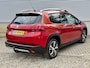 Peugeot 2008 1.2 PureTech Allure [ fm navi,ecc,cruise,leer,17``lmv,trekhaak ]