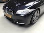 BMW 5-Serie M550xd I Leder I Memory I HU I Stoelverw & Koeling I Zonnedak I 360Cam I Led I New Apk + Kln Brt I Navi I Clima I AWD.