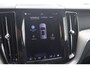 Volvo XC60 T6 Recharge AWD R-Design | Longe Range | Trekhaak | Parkeercamera | Glossy Black | Keyless