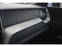 Volvo XC60 T6 Recharge AWD R-Design | Longe Range | Trekhaak | Parkeercamera | Glossy Black | Keyless