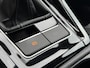 Volkswagen Golf 1.5 TSI R-Line Edition 150PK Sfeer Verlichting l LED l Camera l Stoelverwarming l