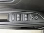 Peugeot 3008 SUV Allure Pack Business 130pk Automaat | Navigatie | Achteruitrijcamera | Handsfree achterklep | Climate Control | Keyless | Parkeersensoren v+a | Cruise Control | Dodehoeksensor | Led koplampen | Apple Carplay / Android Auto | Bluetooth | DAB+ radio | Donker getint glas | Dealeronderhouden | 18" lichtmetalen velgen |