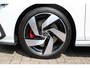 Volkswagen Golf 2.0 TSI GTI 245PK | Panoramadak | Stoel- en stuurverwarming | Dodehoekdetectie | Adaptieve Cruise Control | Sfeerverlichting