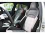 Volkswagen Golf 2.0 TSI GTI 245PK | Panoramadak | Stoel- en stuurverwarming | Dodehoekdetectie | Adaptieve Cruise Control | Sfeerverlichting